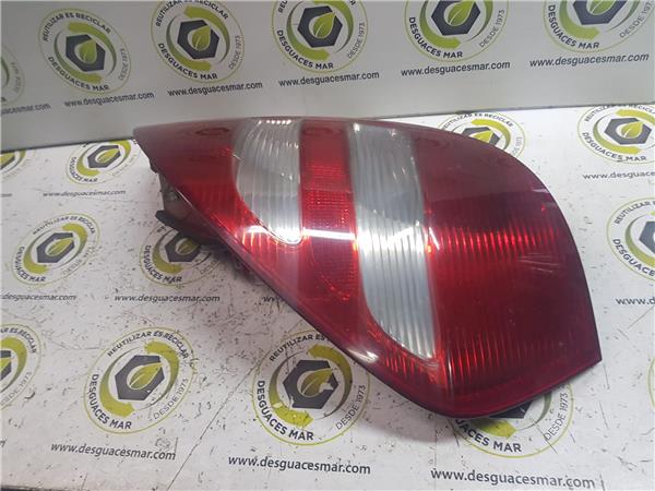 piloto trasero derecho mercedes benz clase a