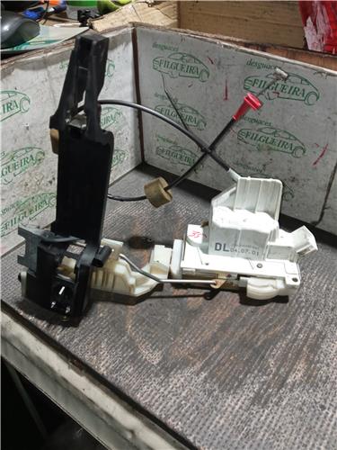 cerradura puerta delantera derecha ford monde