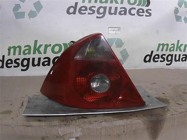 piloto trasero izquierdo ford mondeo iii seda