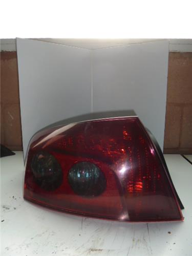 piloto trasero izquierdo peugeot 407 2004 20