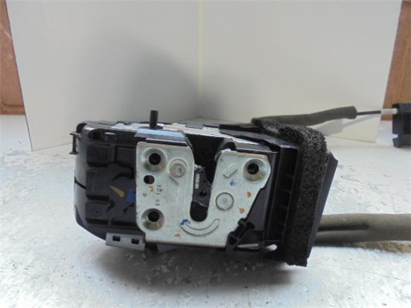 cerradura puerta trasera derecha nissan juke