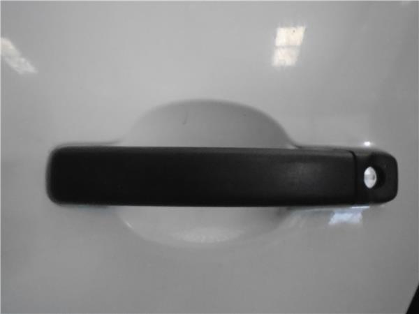 maneta exterior delantera izquierda nissan pr