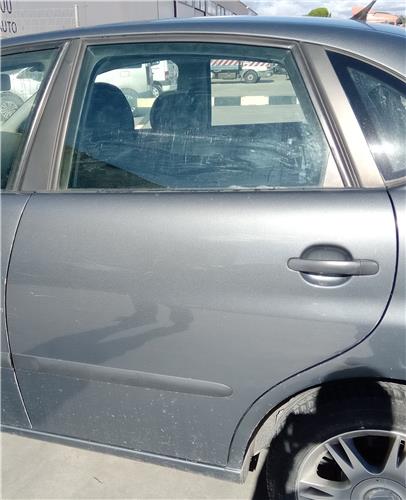puerta trasera izquierda seat cordoba berlina