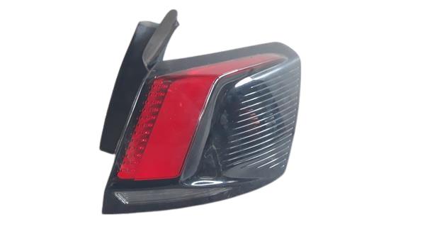 piloto trasero derecho peugeot 3008 072016 1