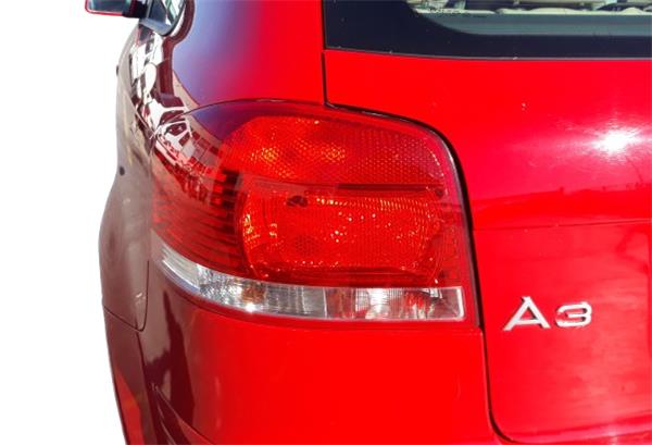 piloto trasero izquierdo audi a3 8p1 052003