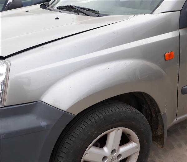aleta delantera izquierda nissan x trail (t30)(06.2001 >) 2.2 se [2,2 ltr.   100 kw dci diesel cat]
