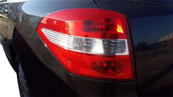 piloto trasero izquierdo renault laguna iii g