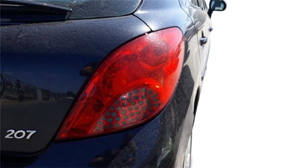 piloto trasero derecho peugeot 207 2006 14 1