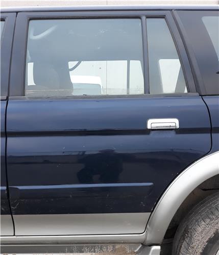 puerta trasera izquierda mitsubishi montero v