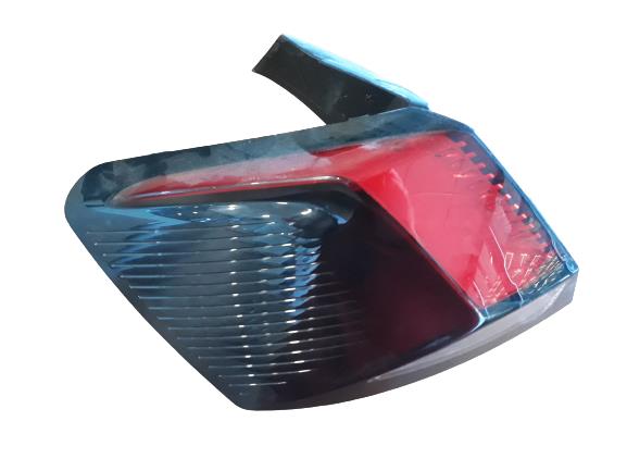 piloto trasero izquierdo peugeot 3008 072016