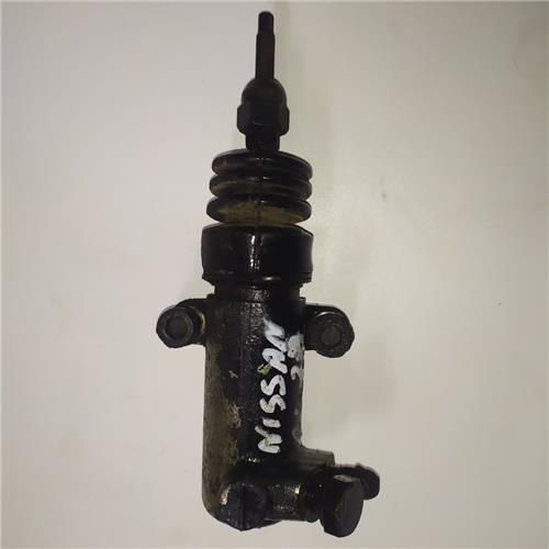 bombin embrague nissan trade 