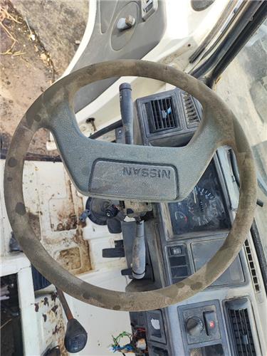 volante nissan trade 75