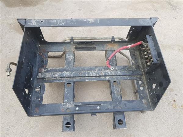 soporte baterias volvo fl 2006 fg 4x2 72 ltr