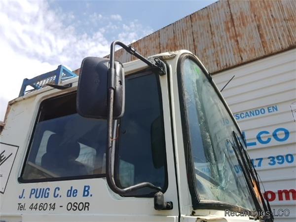 barra espejo derecha pegaso europa 121717