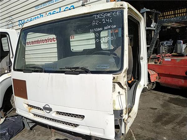 cabina desnuda nissan atleon 210