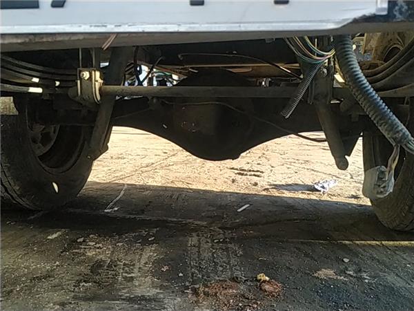 grupo diferencial puente trasero nissan trade 3,0