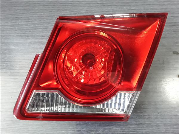 piloto porton trasero derecho chevrolet cruze