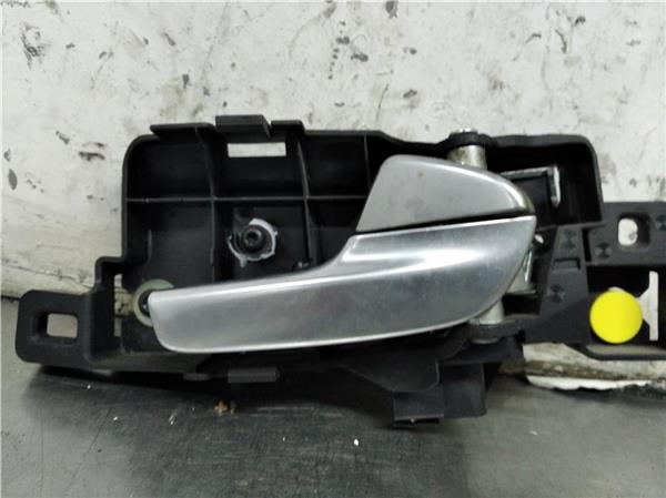 manilla interior puerta trasera derecha ford