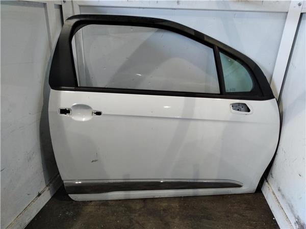puerta delantera derecha citroen ds3 9h06