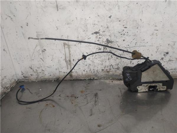 cerradura puerta trasera derecha mercedes cla