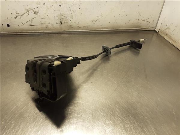 cerradura puerta trasera derecha land rover d