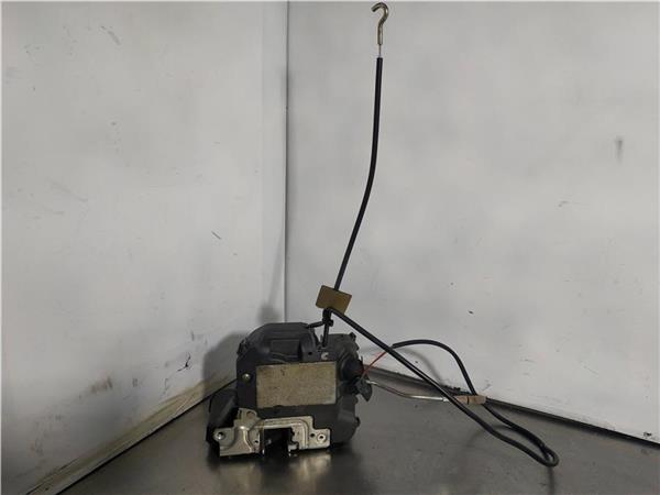 cerradura puerta delantera derecha mercedes c