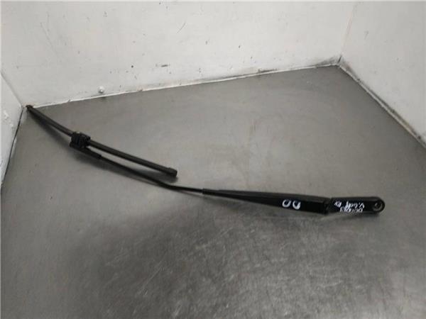 brazo limpiaparabrisas delantero derecho volk