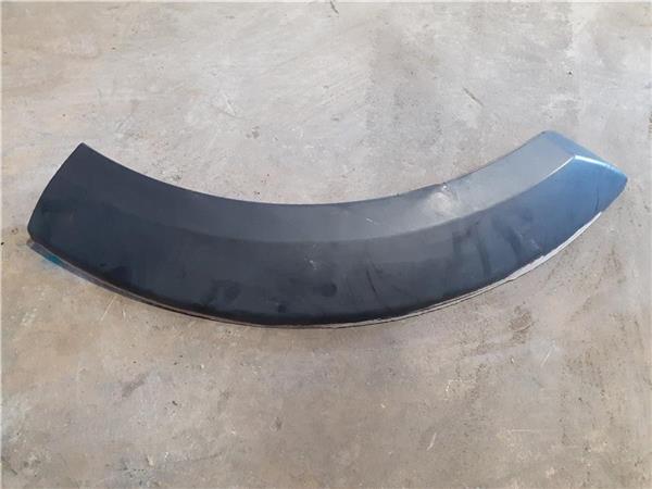 aletin trasero derecho land rover discovery 2