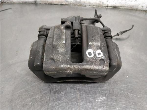 pinza freno delantero derecha mercedes clase