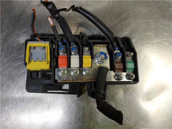 caja reles citroen c5 berlina rh01