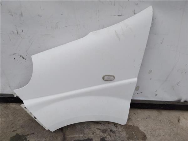 aleta delantera izquierda nissan primastar x