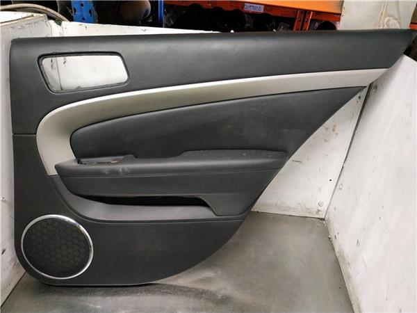 guarnecido puerta trasera derecha chevrolet e