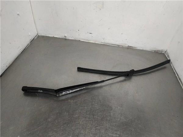 brazo limpiaparabrisas delantero izquierdo vo