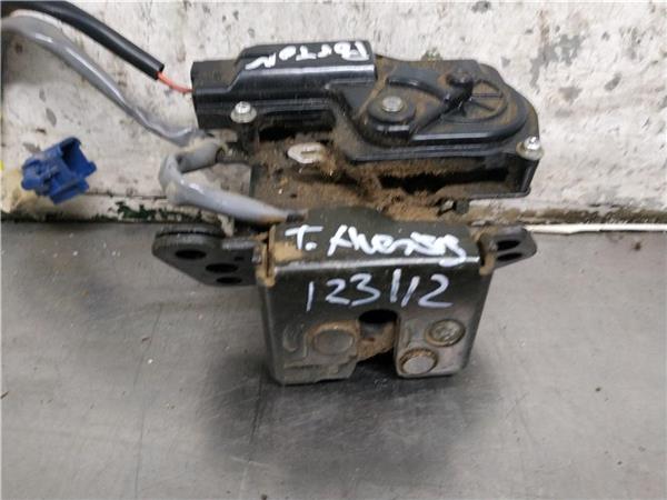 cerradura porton toyota avensis berlina (t25) 1cdftv