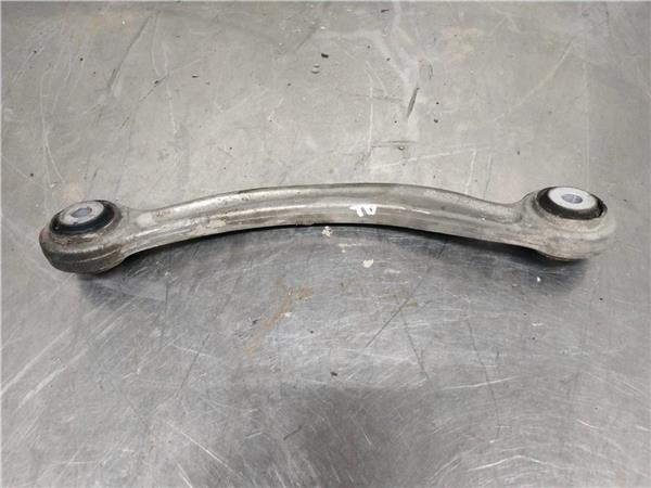 brazo superior trasero derecho mercedes clase