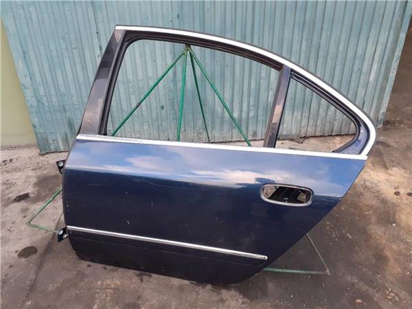 puerta trasera izquierda peugeot 607 s2