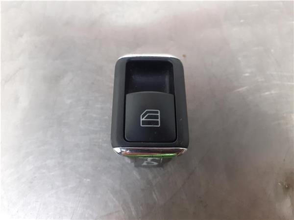 botonera puerta trasera derecha mercedes clas