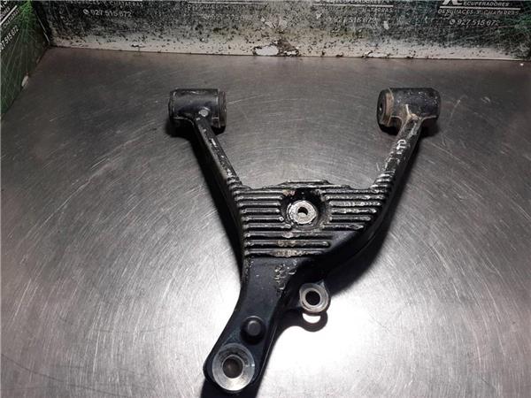 brazo inferior trasero derecho mercedes clase