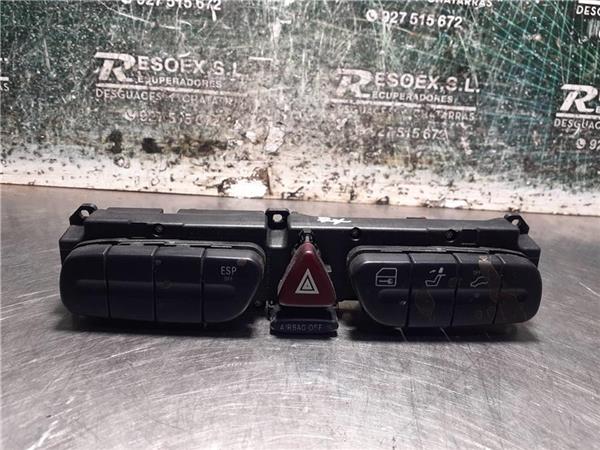 interruptor luces emergencia mercedes clase c