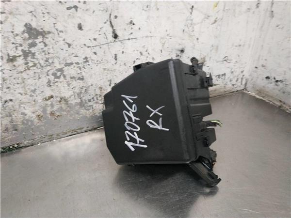 caja reles toyota yaris 1nd