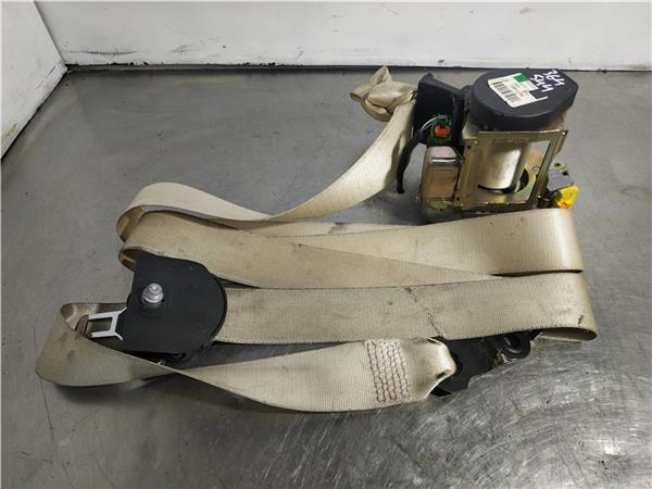 cinturon seguridad delantero derecho mercedes
