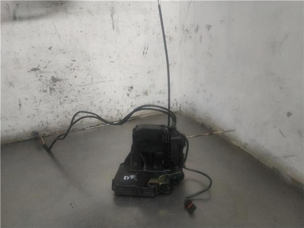 cerradura puerta delantera izquierda mercedes