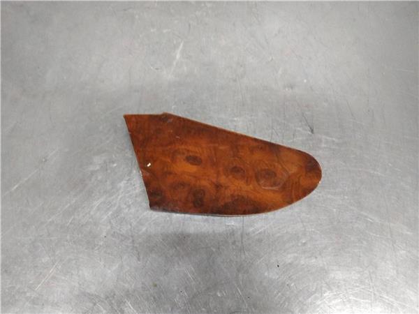 moldura puerta delantera derecha mercedes cla