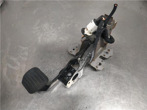 pedal freno renault megane iii coupe k4m858