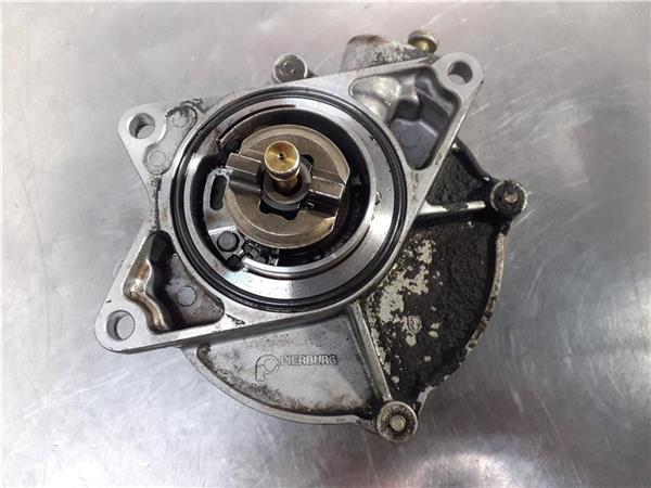 bomba vacio audi a4 berlina 8e bau