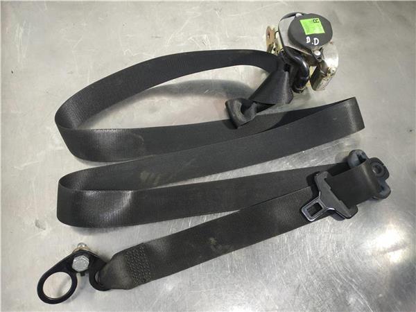 cinturon seguridad delantero derecho mercedes