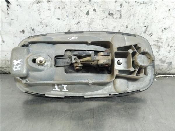 maneta exterior delantera izquierda nissan pr
