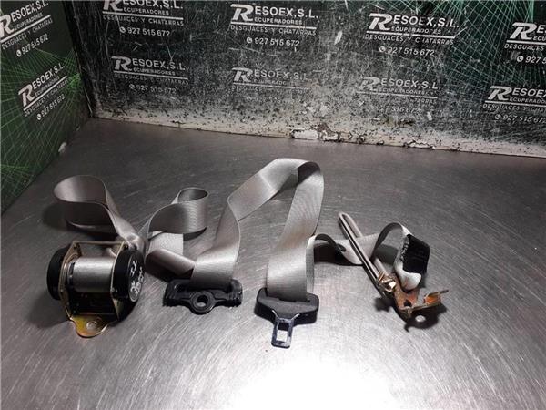 cinturon seguridad trasero izquierdo mercedes