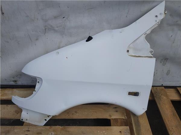 aleta delantera izquierda mercedes benz vito