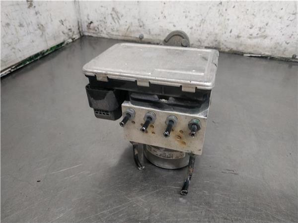 nucleo abs mercedes clase c w205 familiar 651